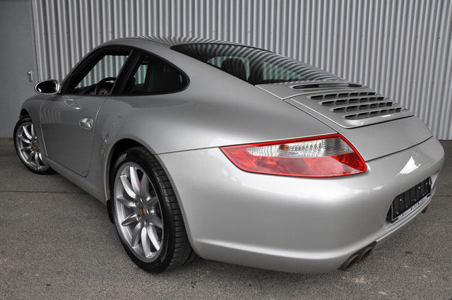 Left hand drive PORSCHE 911 997 Carrera S